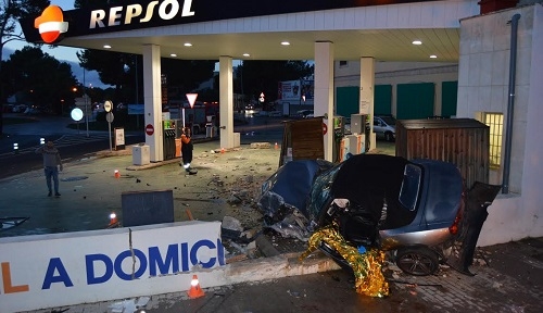 Dos jóvenes herido graves en un accidente de tráfico en Porto Cristo