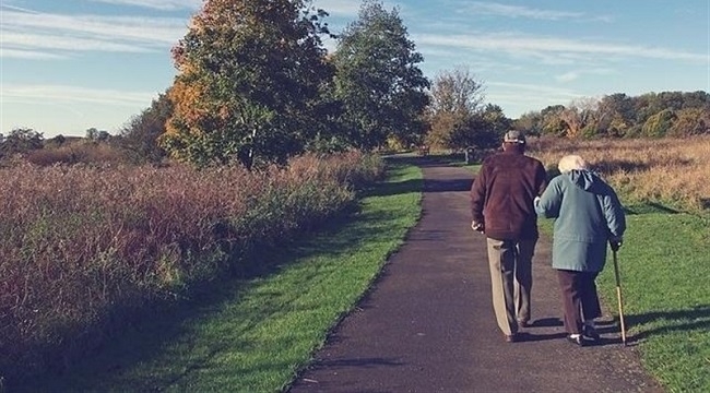 Balears pasa de ser la undécima comunidad en esperanza de vida el 2015 en España a ser la primera el 2020
