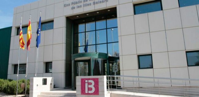 El Govern inicia el proceso para internalizar los servicios informativos de la radiotelevisión pública IB3 