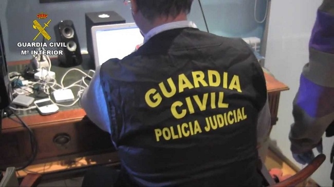 La Guardia Civil ha detenido a dos varones por dos robos con violencia y un hurto de relojes
en Sant Antoni
