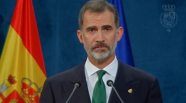 El Rey dice que el 'inaceptable intento de secesión' en Cataluña se resolverá con instituciones y valores democráticos