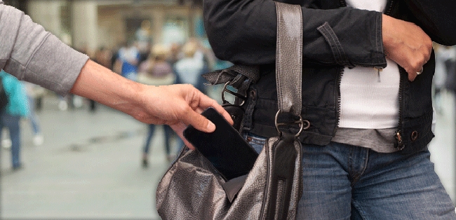 Detenidos en Palma dos hombres que compraban teléfonos móviles robados para luego venderlos