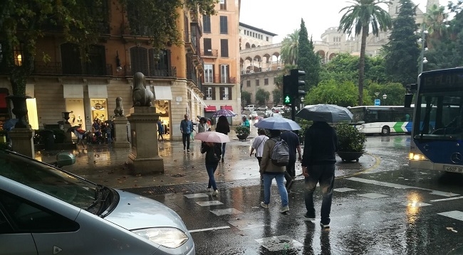 https://www.noticiasmallorca.es/imatges/fotosweb/2017/11/07/6003lluvia.jpg