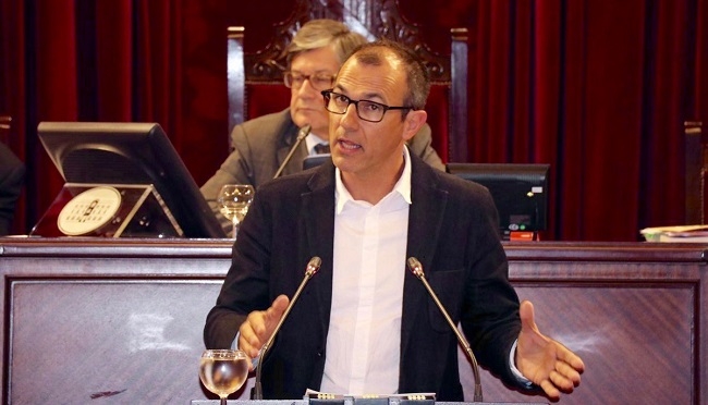 Barceló sostiene que su viaje a Punta Cana fue 'privado' y afirma que Armengol no le ha pedido que deje su cargo