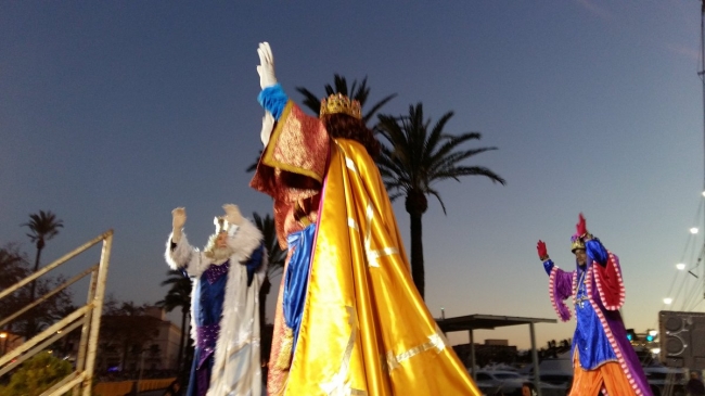 Los Reyes Magos llenan de ilusión las calles de Palma