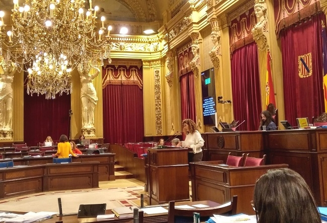 https://www.noticiasmallorca.es/imatges/fotosweb/2019/01/16/1051parlamento.jpg
