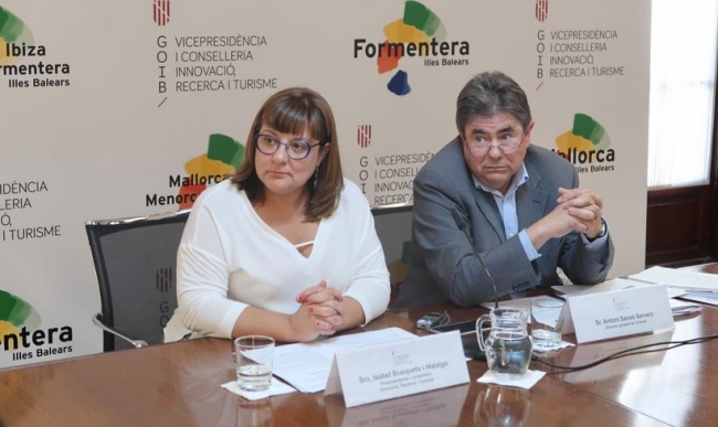 Turismo da de baja más de 5.000 plazas turísticas de forma definitiva