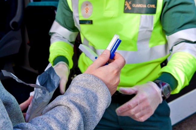 La DGT intensificará durante este fin de semana los controles preventivos de alcohol y drogas con motivo de las fiestas de San Juan