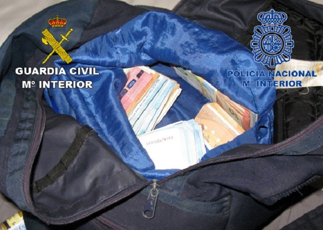 Detenido en un operativo conjunto de la Guardia Civil y la Policía Nacional por el hurto de 150.000 euros 