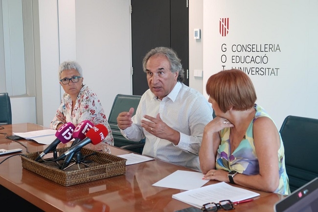 Adjudicadas el 92,7% de las plazas de maestros de infantil y primaria de las oposiciones docentes en Baleares