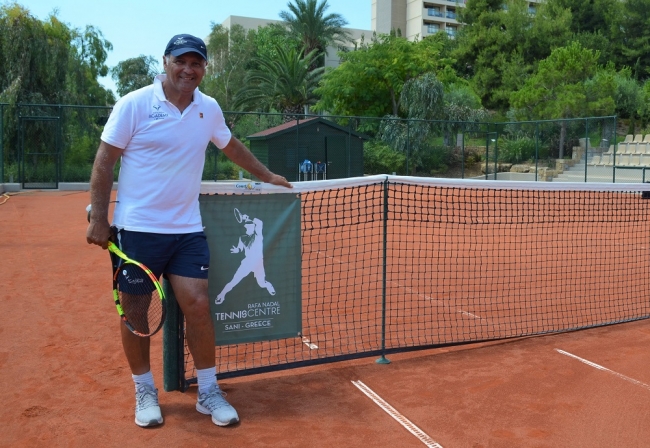 Toni Nadal: 'Estoy impresionado con el nuevo Rafa Nadal Tennis Centre'
