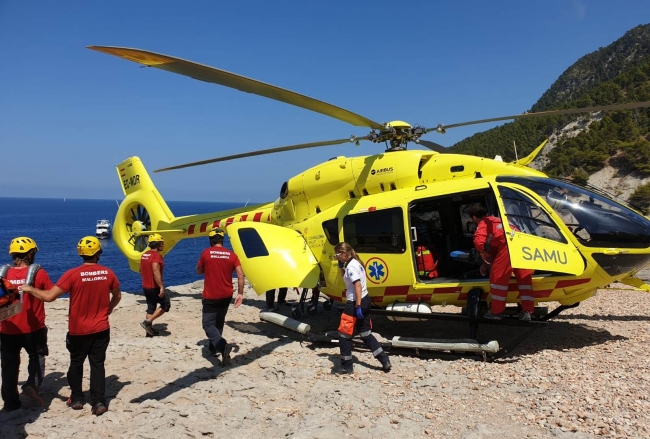 El nuevo helicóptero del SAMU 061 interviene por primera vez en dos asistencias medicalizadas