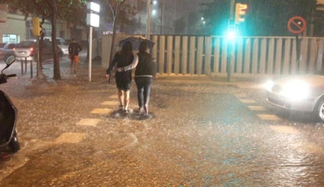Aviso naranja en Baleares por tormentas y lluvias intensas este martes