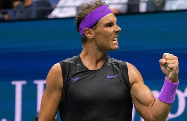 Nadal supera unos calambres y ya está en semifinales 