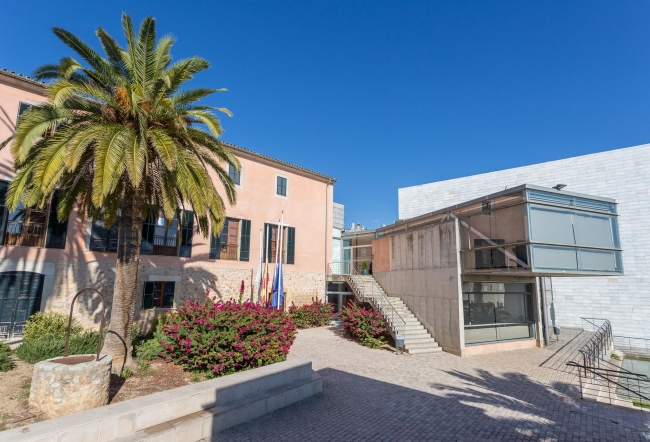 El Ayuntamiento de Lloseta comienza a aplicar la zona azul gratuita en el centro del pueblo