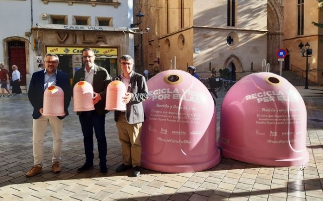 El Ayuntamiento, EMAYA y Ecovidrio presentan la campaña “Recicla vidrio por ellas” con motivo del Día Mundial del Cáncer de Mama