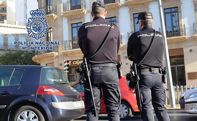 La Policía Nacional detiene a un hombre por agredir sexualmente a una menor de edad