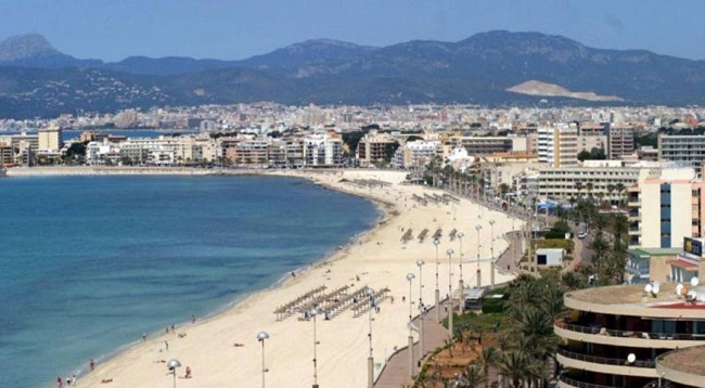 https://www.noticiasmallorca.es/imatges/fotosweb/2019/10/29/3809playa-palma.jpg