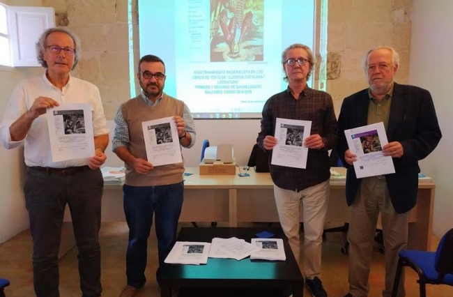 Societat Civil Balear presenta un detallado informe sobre el adoctrinamiento de los libros de lengua y literatura de bachillerato de Baleares