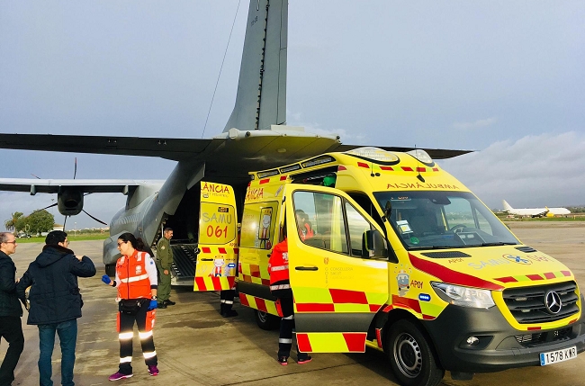 El Govern solicita de manera urgente al Gobierno de España la activación de un avión del Ejército para trasladar a una niña ingresada en la UCI de Son Espases 