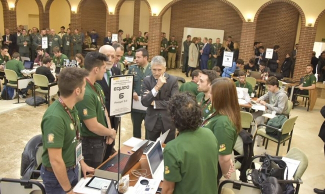 Grande-Marlaska aboga por fomentar una cultura de ciberseguridad como “tarea de todos”