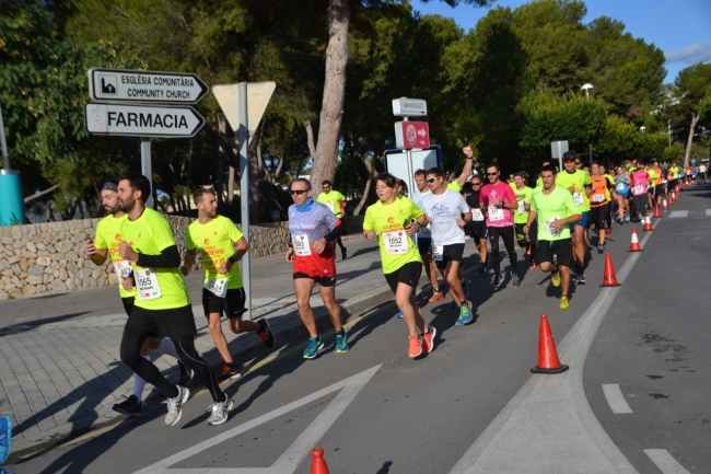 Más de 1.300 corredores toman parte en la Cursa Bombers de Mallorca