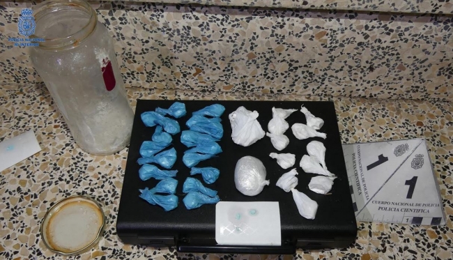 La Policía Nacional detiene a un hombre por un delito de tráfico de drogas 