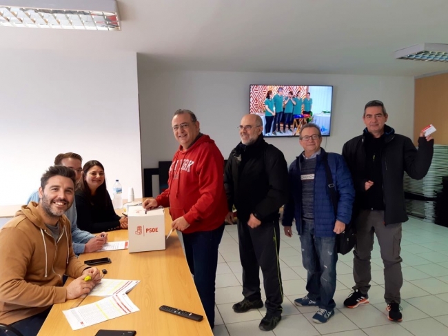 Los militantes del PSOE respaldan con un 92% el acuerdo de Gobierno con Podemos