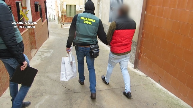 La Guardia Civil desarticula una importante organización internacional dedicada al tráfico de seres humanos 
