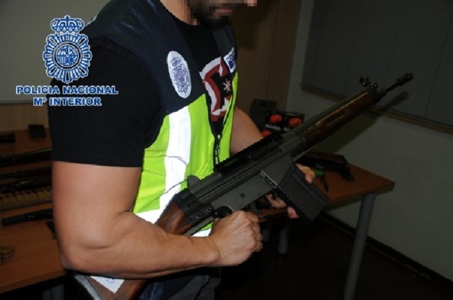 La Policía Nacional interviene un depósito de armas de guerra y municiones