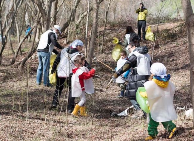 Un colegio balear se moviliza con el Proyecto LIBERA para acabar con la basuraleza de los entornos terrestres
