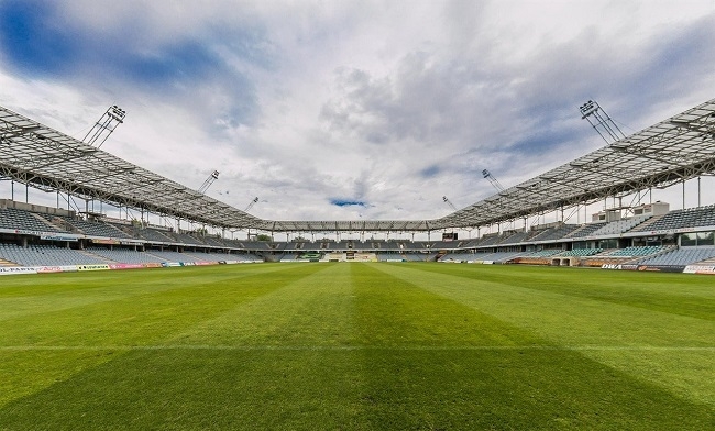 La liga y la ACB tendrán un aforo máximo del 40% en recintos abiertos y del 30% en recintos cerrados