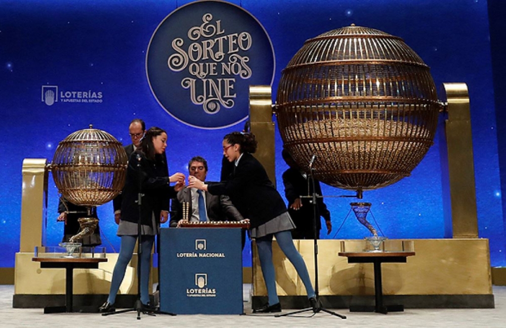 El Premio Gordo de la Lotería de Navidad, el 26.590