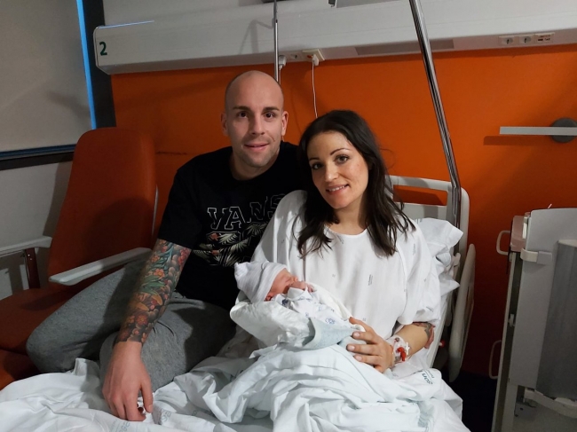 El primer bebe del 2020 en Baleares es una niña nacida en Son Espases