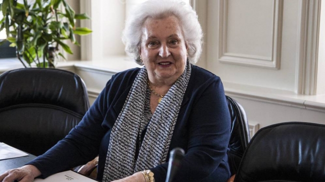 Muere la infanta Pilar, hermana del rey Juan Carlos