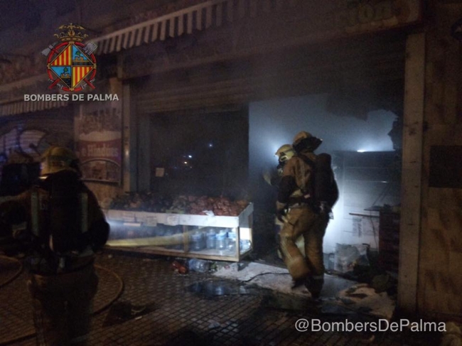 Incendio en una frutería de Palma