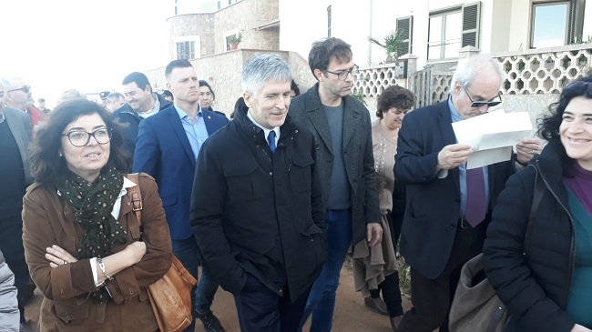 El ministro Grande-Marlaska visita Mallorca para comprobar los daños del temporal