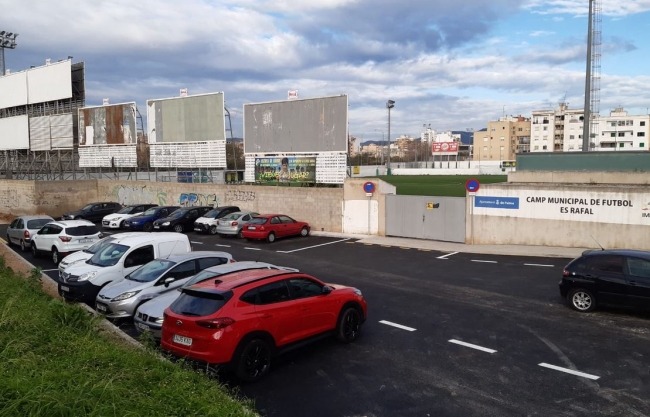 El Ayuntamiento de Palma crea un nuevo aparcamiento al lado del campo de fútbol del Rafal
