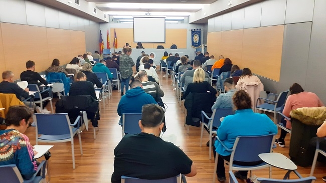 Más de 260 personas se han presentado esta semana al examen para ser taxista