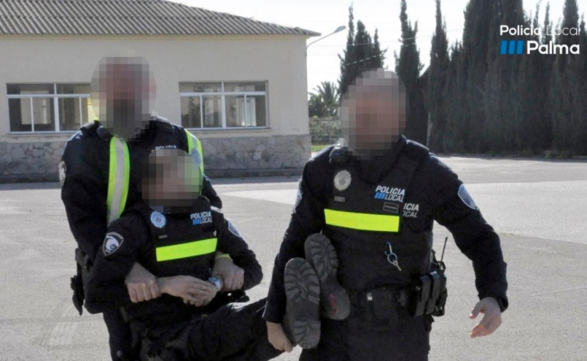 La Policia Local de Palma realiza una formación para hacer frente a ataques súbitos indiscriminados 