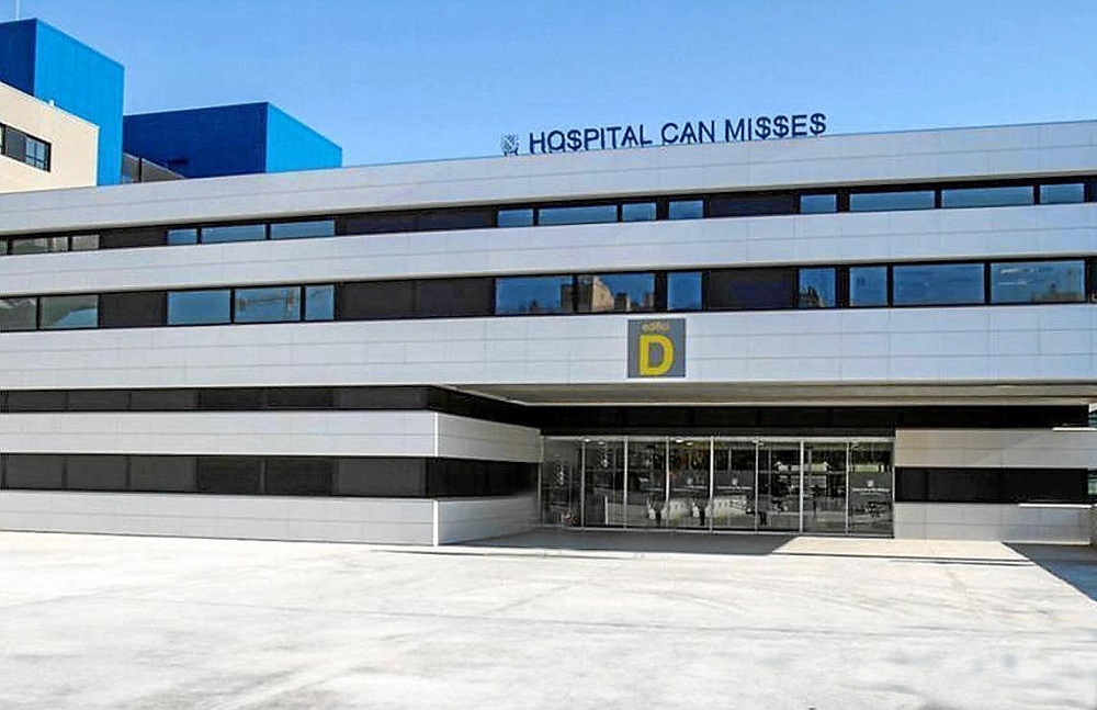 El Servicio de Digestivo evita trasladar a cerca de un centenar de pacientes a Mallorca desde Ibiza