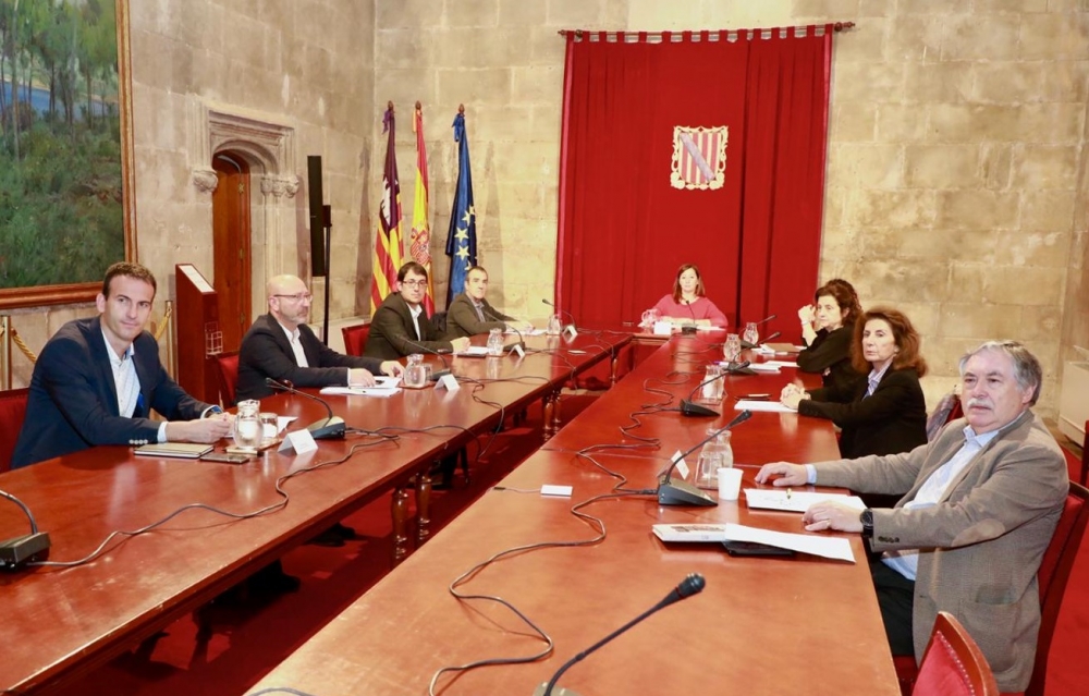 El Govern aprueba nuevas medidas para trabajadores, empresas, autónomos y empleados públicos