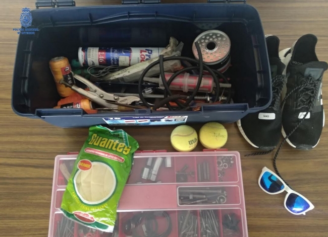 La Policía Nacional detiene a dos hombres que realizaron un robo porque estaban aburridos en su casa