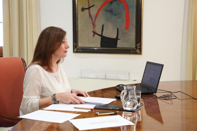 Armengol se ha reunido por videoconferencia con Pedro Sánchez y demás presidentes