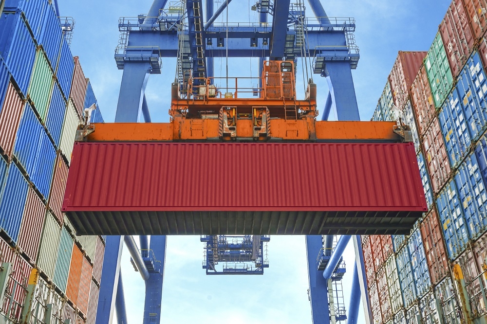 Las exportaciones españolas hasta febrero crecen un 28,3%, alcanzando un nuevo máximo histórico