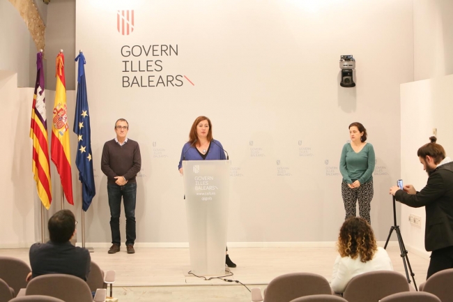 El Govern y los agentes económicos y sociales cierran el primer gran acuerdo de protección para los trabajadores y trabajadoras 