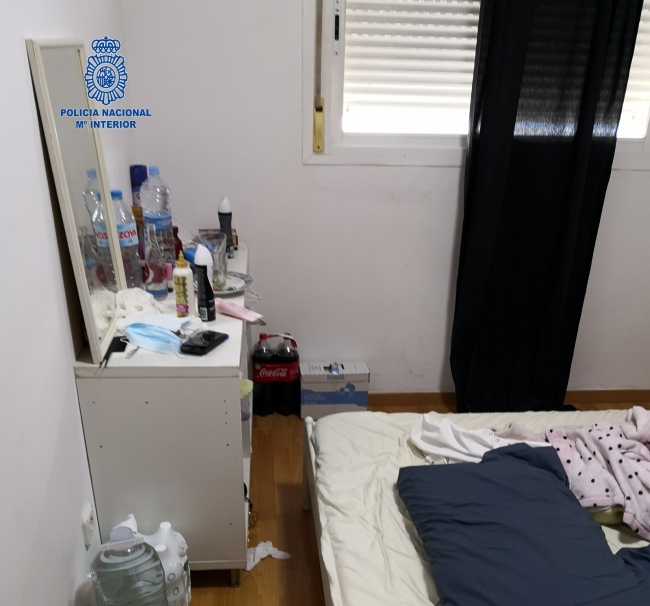 La Policía Nacional ha detenido a tres personas por trata de seres humanos