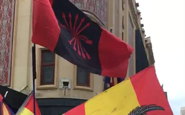 Inician diligencias previas ante la exhibición de banderas franquistas en Sa Pobla 