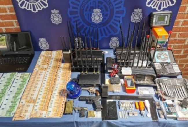 La Policía Nacional detiene a siete butroneros especializados en el sabotaje de alarmas y anulación de sistemas de seguridad