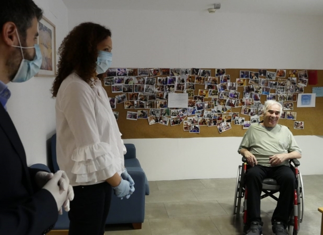 Los residentes de los centros del IMAS empiezan a recibir las primeras visitas